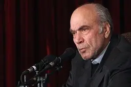 در مواقع بحران چه بسا که بود و نبود کشور و ملت به تصمیمی بستگی داشته باشد که حکومت می گیرد