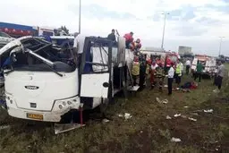 آزاد راه قزوین_رشت خونین شد | واژگونی اتوبوس ۵ کشته و ۲۲ مجروح داد 