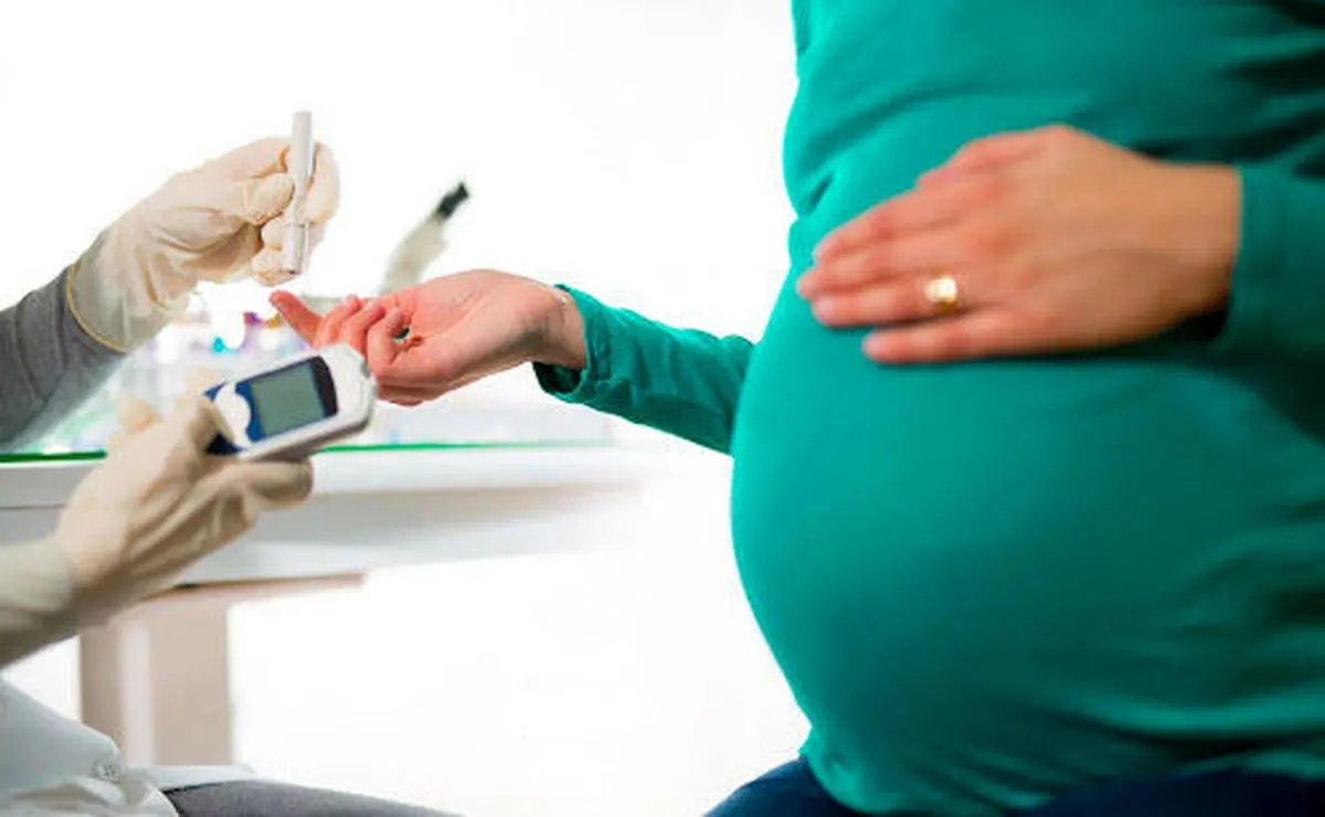علائم دیابت بارداری  | توصیه های غذایی برای زنان باردار