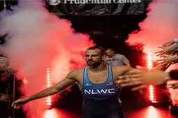 دیوید تیلور از دنیای کشتی خداحافظی کرد | گربه سیاه یزدانی به خط پایان رسید