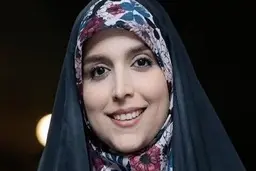 ماجرای دریافت پیامک «کشف حجاب» مجری چادری |  قضیه فراتر از بی‌دقتی و جریمه است