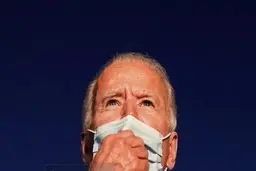 بایدن: اگر رییس‌جمهور شوم به همه واکسن رایگان می‌دهم