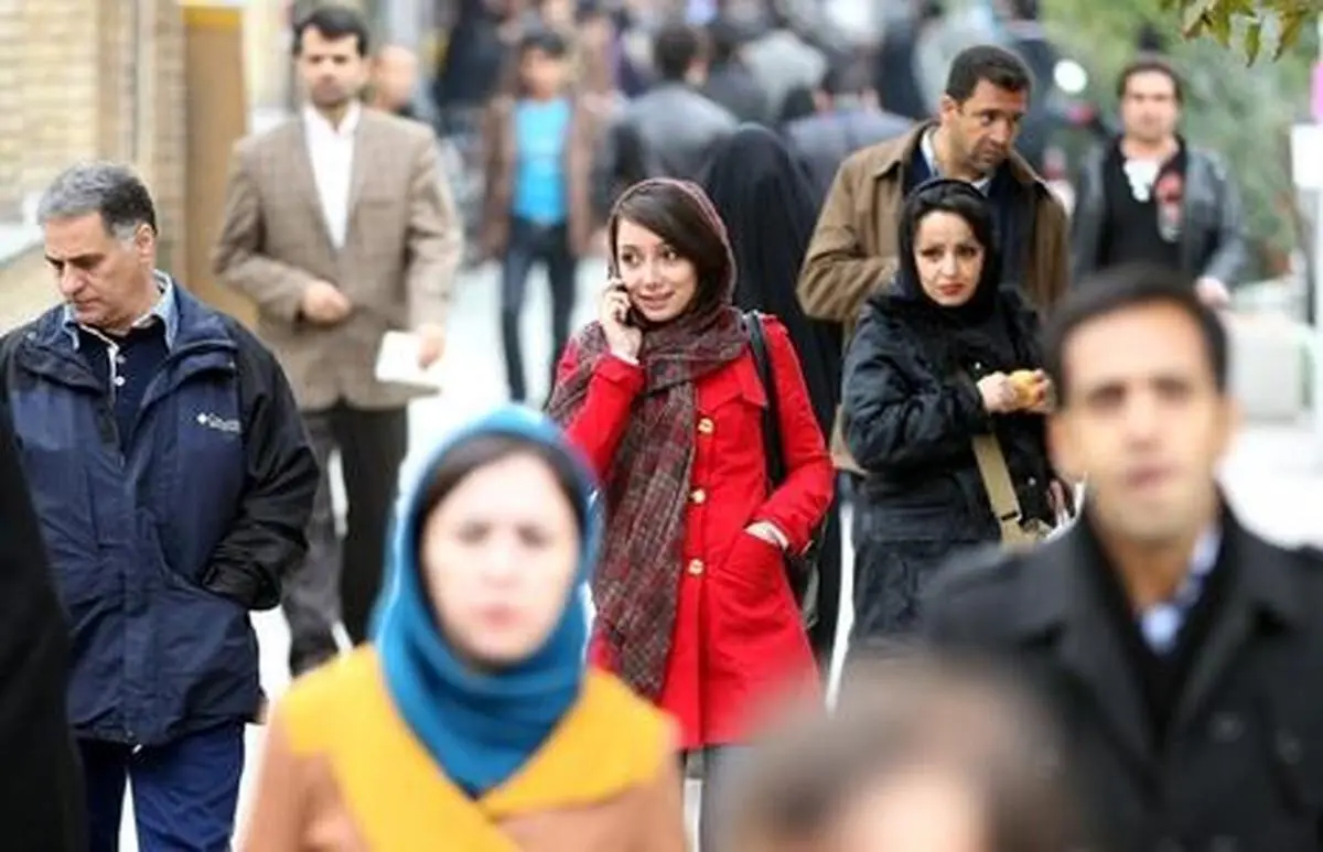 روزنامه جمهوری اسلامی : راه پولدار شدن کشور، اخراج ۸ میلیون مهاجر افغان غیرمجاز، رفع تحریم ها و حل مشکل FATF است | بودجه دستگاه‌های فرهنگی زائد را هم حذف کنید
