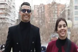 نامزد رونالدو دست به افشاگری زد