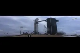 پرتاب اولین موشک فضاپیمای خصوصی به فضا+فیلم