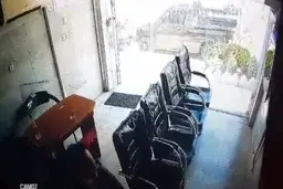 دزدی در روز روشن + ویدئو