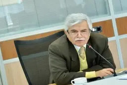 
اوضاع اقتصادی ایران در ۱۴۰۰ وخیم‌تر خواهد شد؟