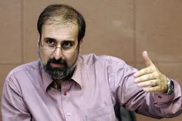 داوری: احمدی‌نژاد به طور جدی به فکر  فروپاشی نظام است 
