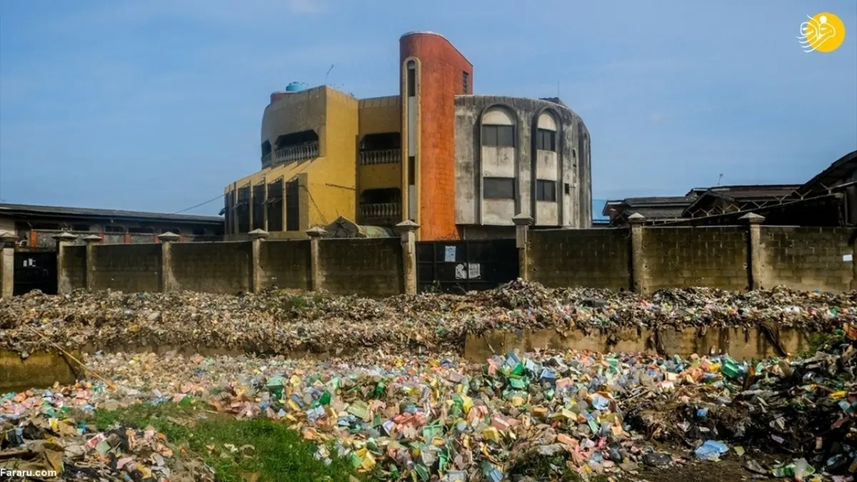 زباله های انباشته شده درخیابان پس از بارش باران! +عکس