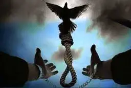 طناب دار از گردن قاتل کرمانی پاره شد | پاره شدن طناب دار از گردن قاتل کرمانی در منوجان