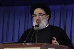 امام جمعه کرج: داشتن مجوز دلیلی بر برگزاری و رخ دادن منکر در مراسمات وکنسرت‌ها نیست