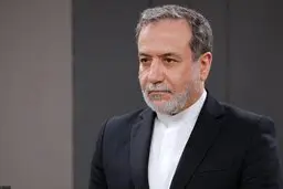 طعنه تند روزنامه جمهوری اسلامی به وزارت خارجه:شما هم دچار خشکسالی شده اید! | حرفهایی که در باره نزدیکی به شرق و دوری از غرب می گویید با واقعیت منطبق نیست
