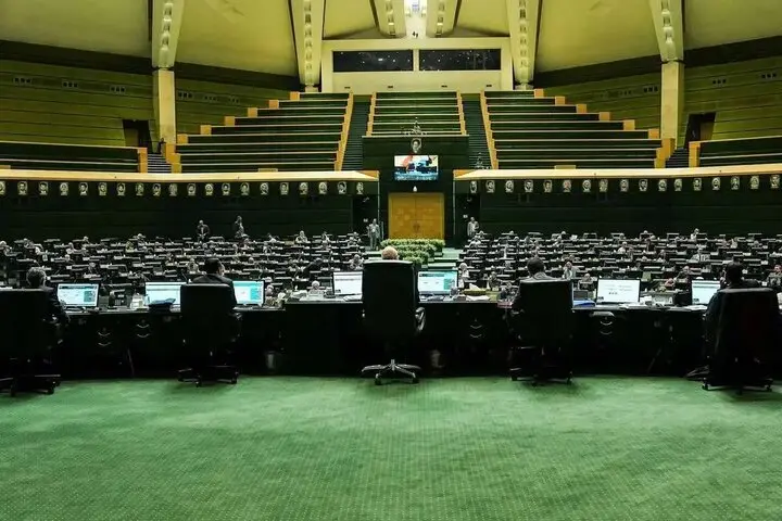 طرح مجلس: «مقابله با نفوذ بیگانگان» یا کنترل و محدودیت برای رسانه‌ها، احزاب و شهروندان