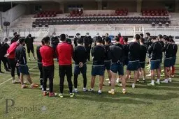 علی انصاریان | باشگاه پرسپولیس: فردا با لباس سفید و بازوبند مشکی به میدان میرود