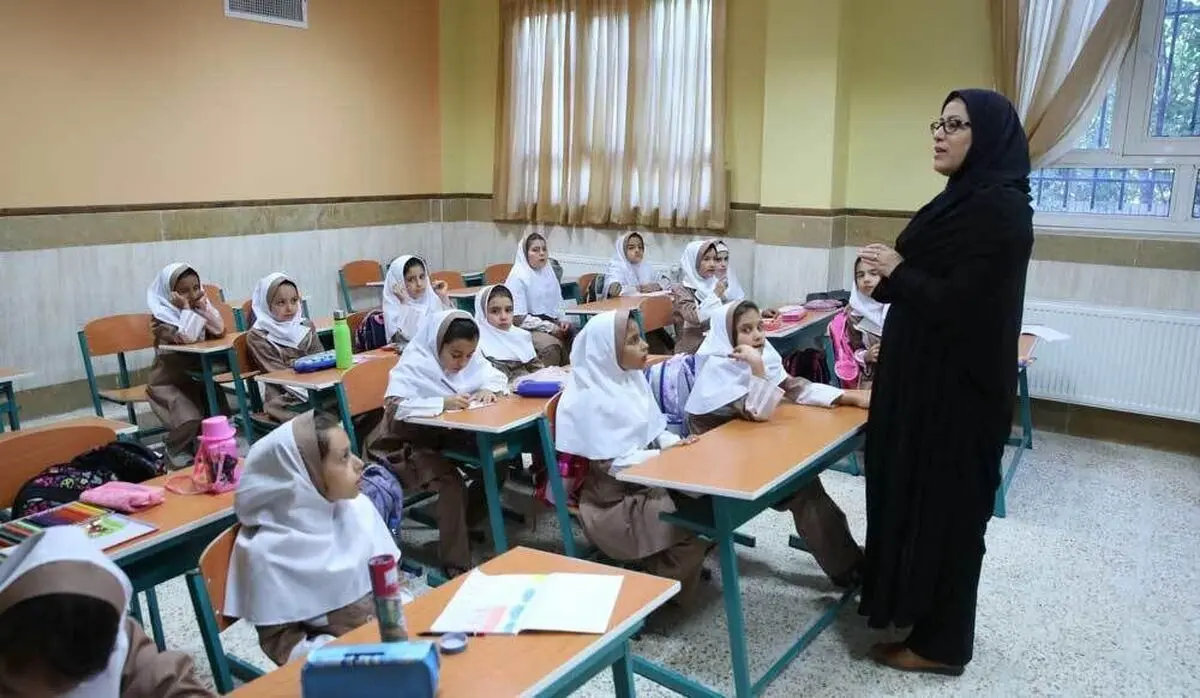بازگشایی مدارس خوزستان به تعویق افتاد