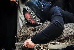 زیبا بروفه عزادار شد! | زیبا بروفه داغدار چه کسی شد؟