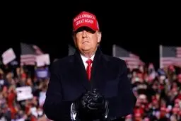 چهل و پنجمین و چهل و هفتمین رئیس جمهور آمریکا هستم