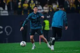 ذوق و  هیجان کودکان عربستانی از دیدن رونالدو + عکس