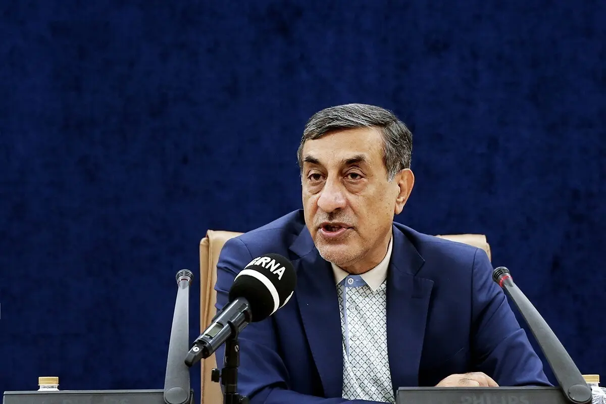 معاون اجرایی رئیس‌جمهور: بوی نامطبوع اتوبان قم - تهران در کوتاه‌ترین زمان ممکن برطرف شود

