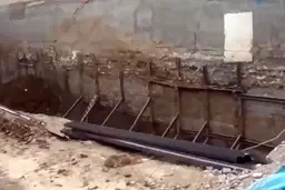 ریزش ساختمان کیان آباد  اهواز حقیقت دارد؟ + ویدیو