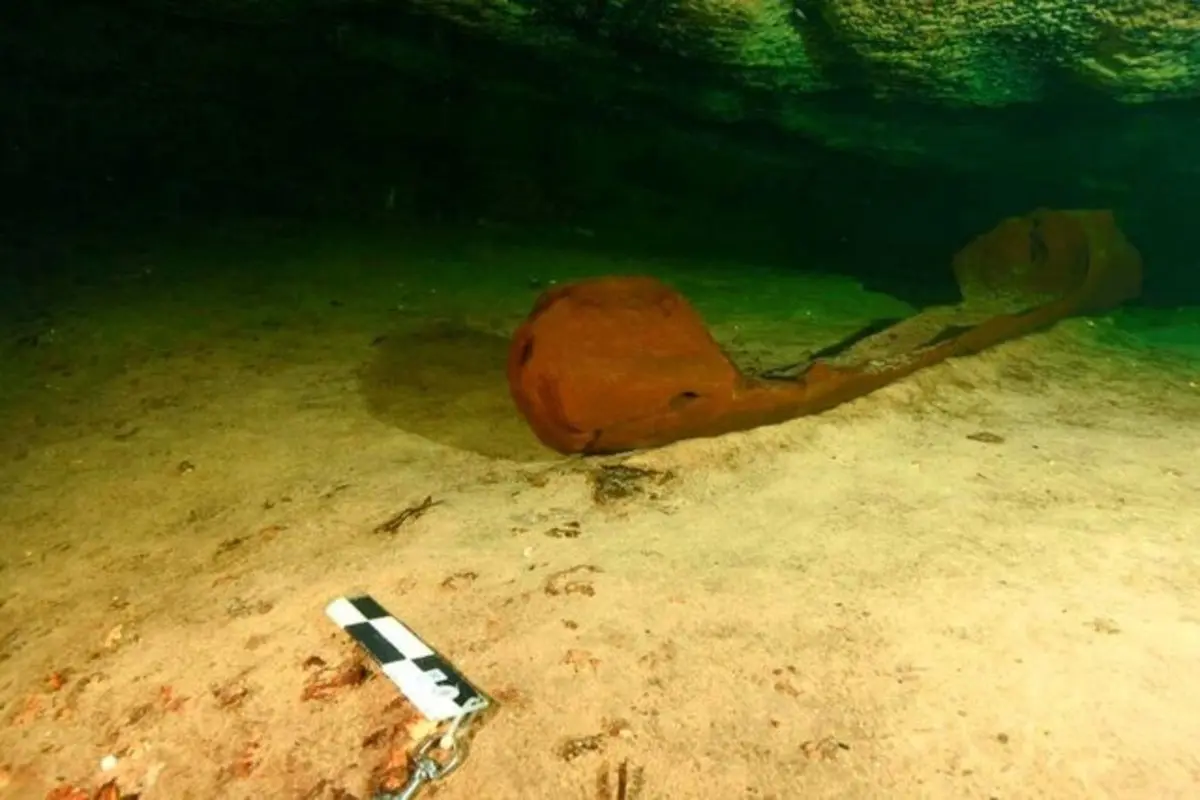کشف قایق 1000 ساله مایاها 