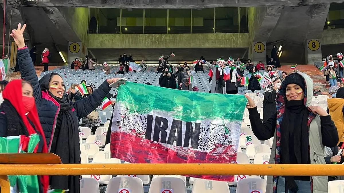 حضور بانوان  در بازی استقلال قطعی شد!