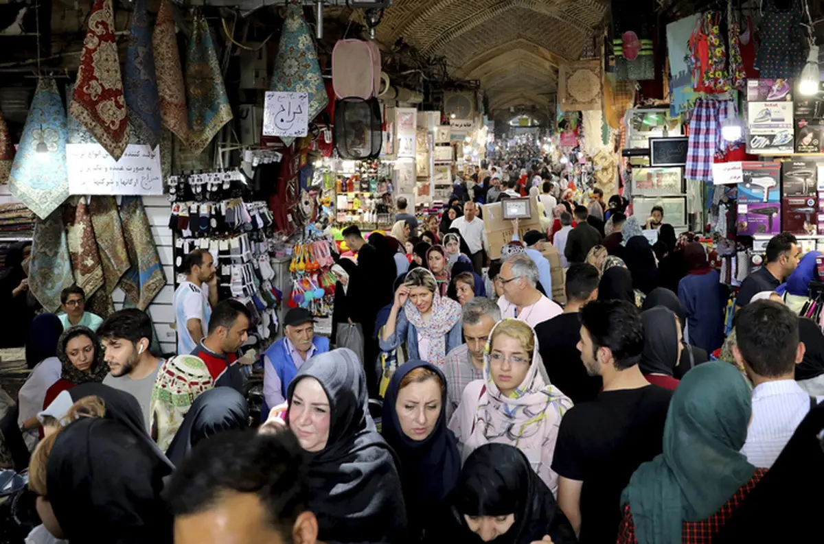 همه در دهه 90 فقیر شدیم 