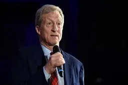 انصراف یک میلیاردر از رقابت‌های انتخاباتی آمریکا