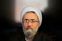 برخی که داعیه ریاست مجلس آینده را دارند، آنقدر غافلند که هنوز از تحریم‌ها تعریف می‌کنند و برجام را یک گنج برای آمریکا می‌دانند