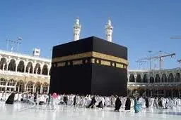 عربستان ورود زائران حج عمره را ممنوع کرد 