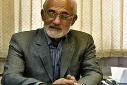 معین: مردم نسبت به فساد دولتی، تورم و بیکاری باز هم خویشتن داری کردند