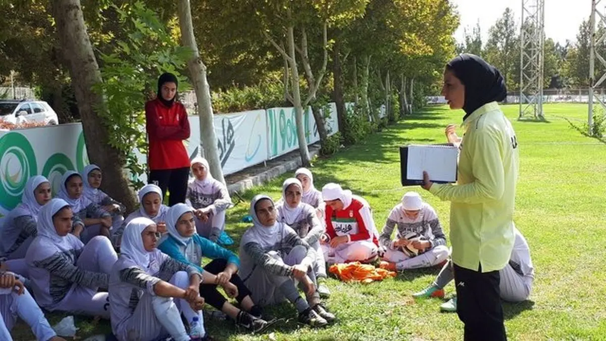 نمایندگان فوتبال زنان ایران در مراسم برترین‌های فیفا به چه کسانی رای دادند؟