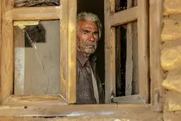  داستان اکران آنلاین امشب «خروج» ابراهیم حاتمی کیا