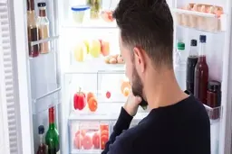 این 10 تا چیز رو هرگز تو یخچال نذارید