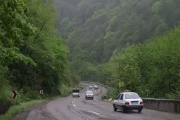 لحظه ترمز بریدن یک کامیون در محور سوادکوه+ویدئو 