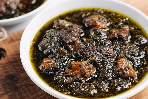 ناهار خورش آلو اسفناج درست کن، محشر میشه | طرز تهیه خورش آلو اسفناج خوشمزه و مقوی به صورت مرحله به مرحله