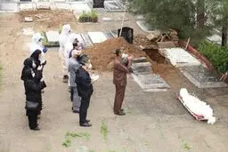 مدیرعامل بهشت زهرا:  تقاضا داریم مردم تزریق واکسن را جدی بگیرند