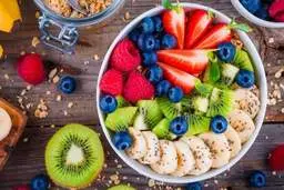 با این خوراکی ها در تابستان کمتر عرق کنید