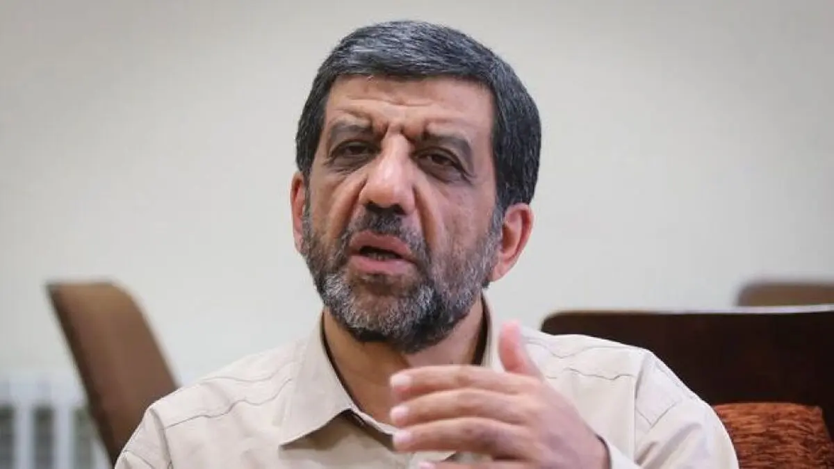 ضرغامی: به نفع رئیسی کناره گیری نمیکنم  من آمده‌ام تا بمانم |  دیگران خود را با من تطبیق دهند