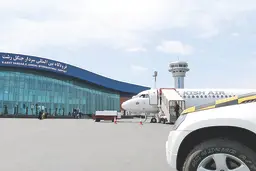 پرواز‌ها به جای خود 