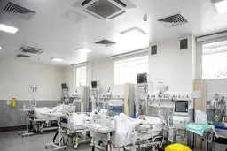 مسمومیت ۱۰۰ نفر از کارکنان یک شرکت نفتی در جاسک