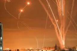 جزئیات مهم از عملیات موشکی سپاه پاسداران در دو منطقه بصورت همزمان | سپاه پاسداران، داعش و موساد را نقره داغ کرد 