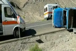 تصادف 2 نیسان آبی در جاده کوزران | 15 زخمی بر جای گذاشت