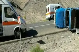 تصادف 2 نیسان آبی در جاده کوزران | 15 زخمی بر جای گذاشت