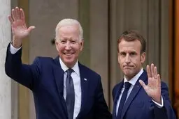 بیانیه مشترک بایدن و ماکرون: ایران نباید به سلاح هسته ای دست یابد
