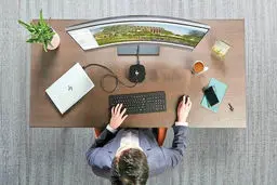 کمک مالی گوگل برای خرید تجهیزات کار در منزل و دورکاری