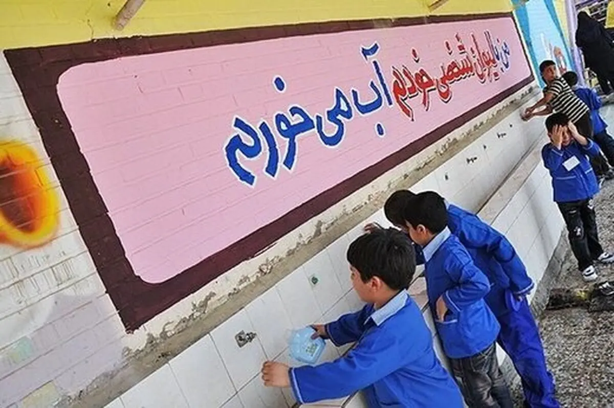 آصفری: مدارس غیرانتفاعی شهریه‌های هنگفتی از خانواده‌ها می‌گیرند