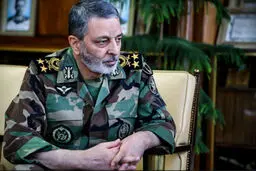 
فرمانده ارتش  |   خیلی‌ها شاید به صلاح نمی‌دانستند که ارتش به صورت علنی برای دفاع از حرم نیرو بفرستد حاصل بذری که حاج قاسم در منطقه پاشید نابودی نظام سلطه و رژیم صهیونیستی است