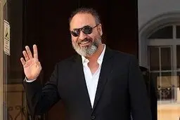 متلک حمید فرخ‌نژاد به تلویزیون برای سانسور اختتامیه جشنواره فیلم فجر