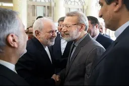 سنت بازگشت به گوشه‌ی آکادمیک / از ظریف، صالحی و لاریجانی تا آیت الله موسوی اردبیلی